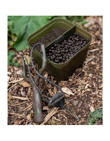 Korum Divided Bait Tub 3PT, Кутия за стръв с капак, 1.7 л