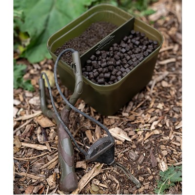 Korum Divided Bait Tub 3PT, Кутия за стръв с капак, 1.7 л