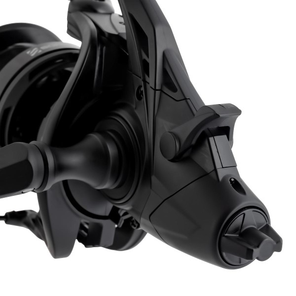Шаранджийска макара с байтрънър Sonik Xtractor+ FS 6000 LC, 5+1 BB — снимка 5