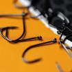 Preston Innovation N-30 Eyed, черен никел - куки за фидер риболов