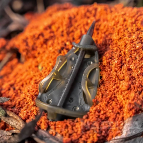 Метод фидер хранилка за река Korum Camo River Method Feeder — снимка 7