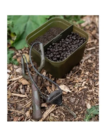 Korum Divided Bait Tub 3PT, Кутия за стръв с капак, 1.7 л