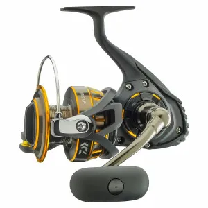 Макара за морски риболов Daiwa BG 4500, 6+1 BB Макара за морски риболов Daiwa BG 4500, 6+1 BB