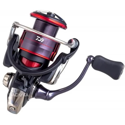 Макара Daiwa Fuego LT 3000-CXH