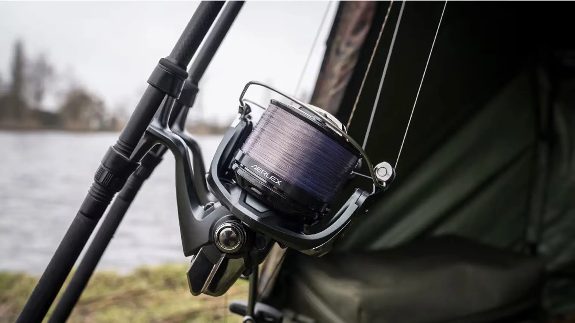 Big Pit макара за шаран, монтирана на въдица за далечни замятания