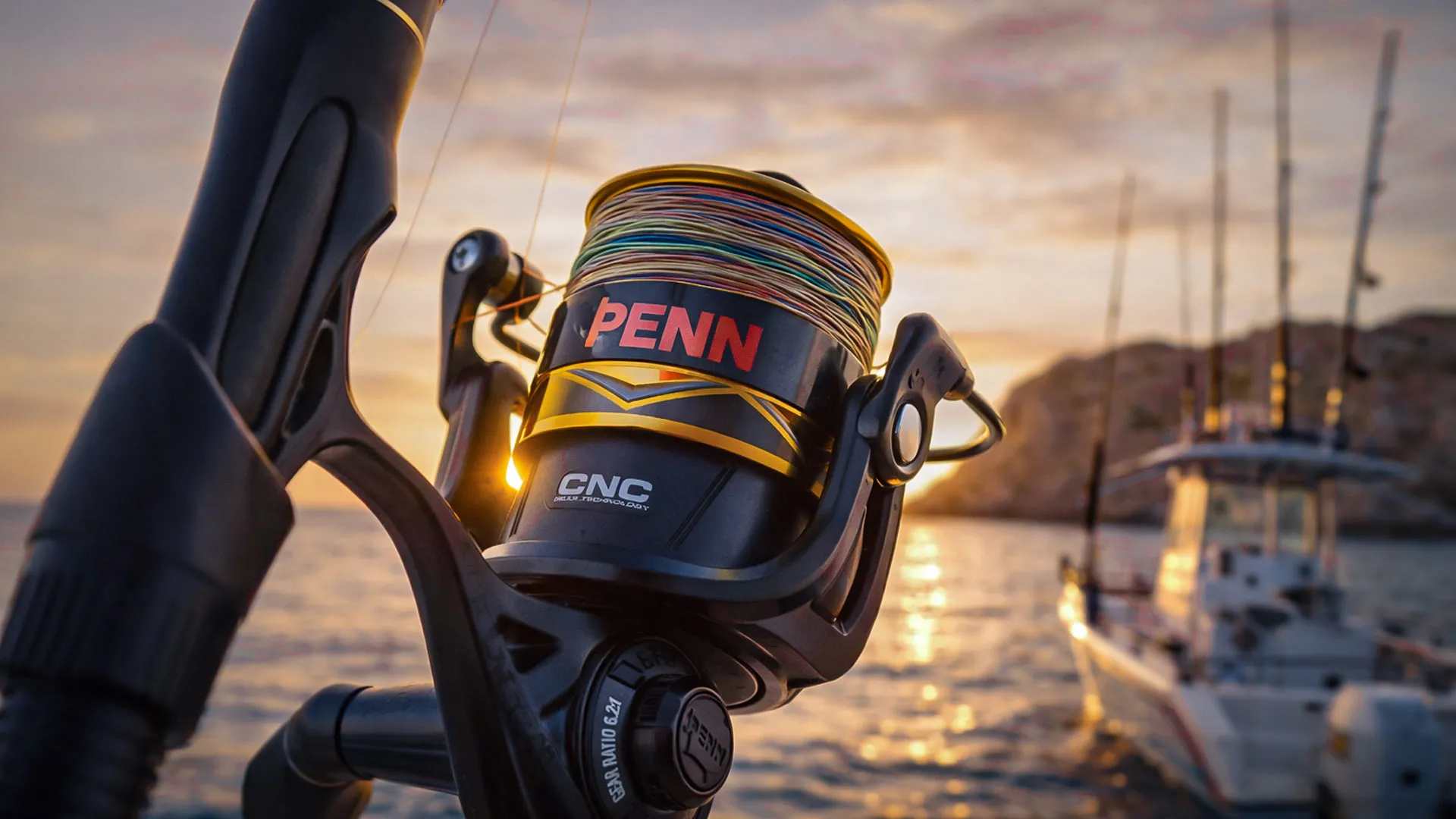 Морска макара с навито плетено влакно Penn